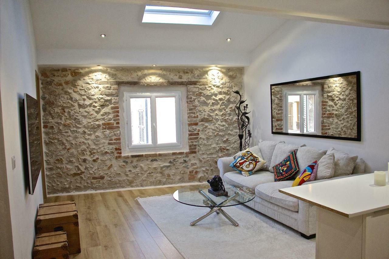 Duplex Fontaine - Appartement Duplex Coeur Vieil Antibes Old City Marche Provencal Luaran gambar
